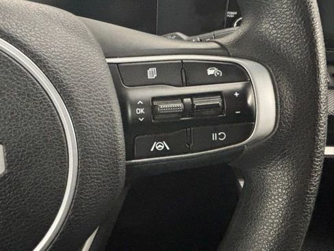 Used 2024 Kia Sportage LX image 23