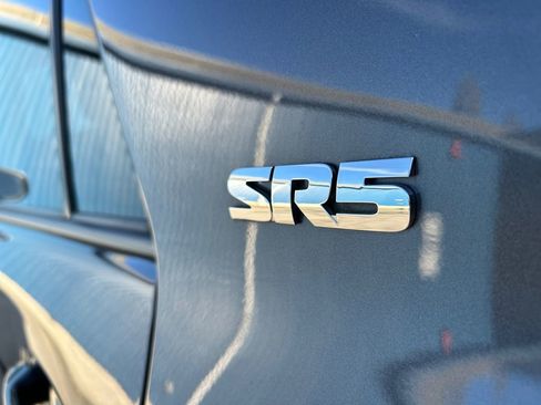 Used 2020 Toyota 4Runner SR5 Premium image 32