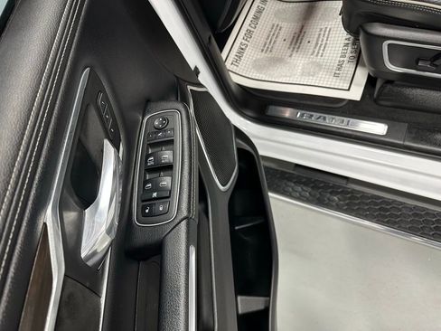 Used 2022 RAM 1500 Laramie image 9