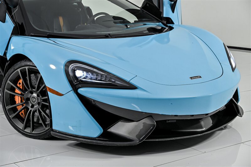 Used 2017 McLaren 570S Coupe RWD image 2
