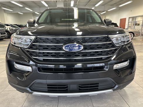 Used 2023 Ford Explorer XLT w/ Equipment Group 202A image 20
