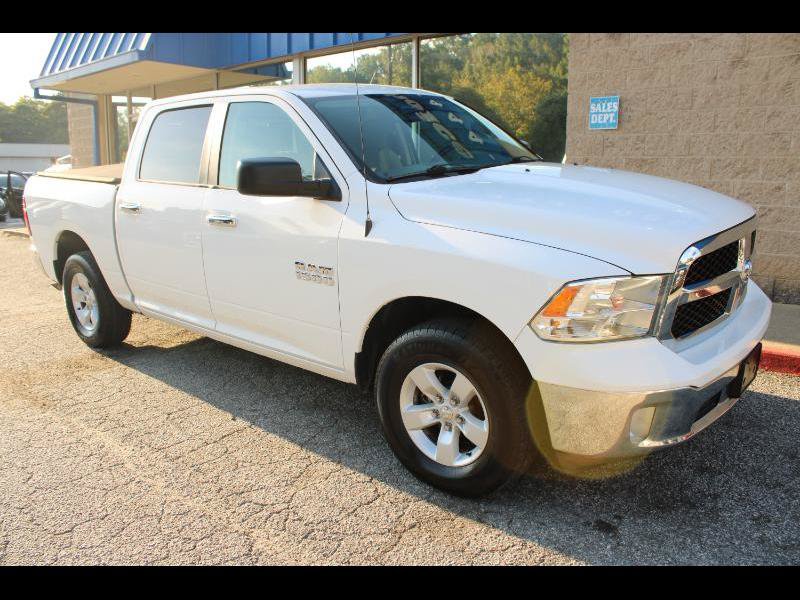 Used 2017 RAM 1500 Classic SLT AWD/4WD image 1