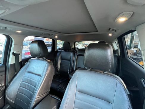Used 2014 Ford Escape Titanium w/ Equipment Group 401A AWD/4WD image 21