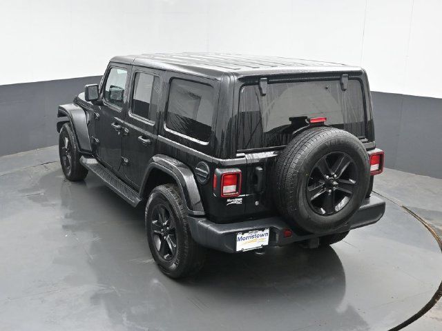 Used 2020 Jeep Wrangler Unlimited Sahara AWD/4WD image 32