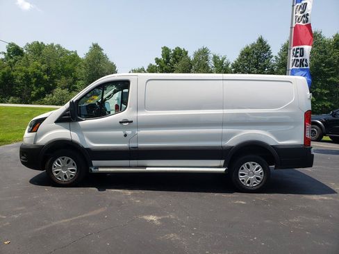 Used 2025 Ford Transit 250 Low Roof w/ Exterior Upgrade Package RWD image 9
