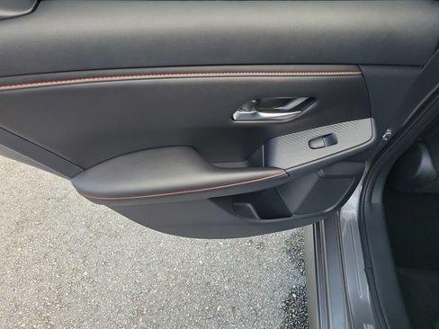 Certified 2024 Nissan Sentra SR FWD image 18