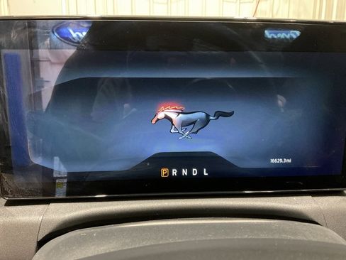 Used 2024 Ford Mustang Coupe image 15