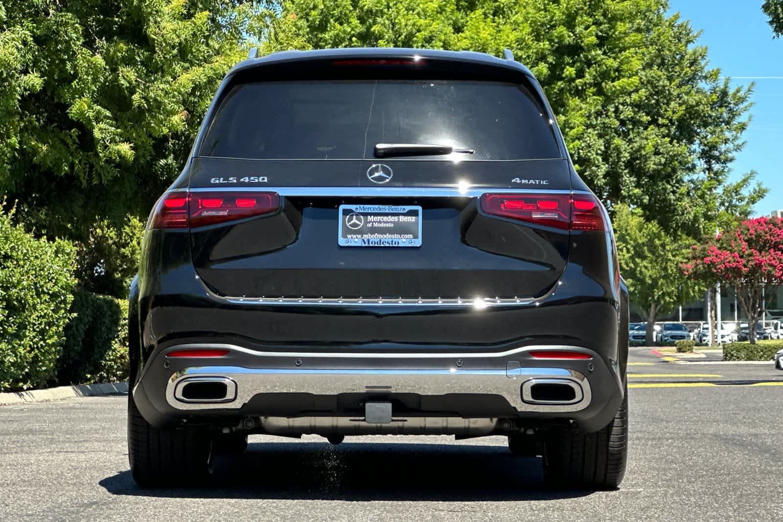 New 2026 Mercedes-Benz GLS 450 4MATIC image 4