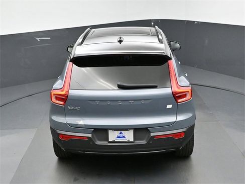 Used 2023 Volvo XC40 Recharge Ultimate image 46