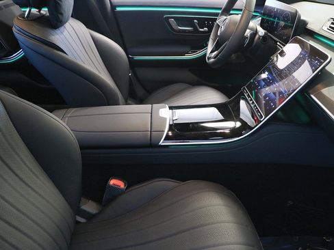 Used 2023 Mercedes-Benz S 500 4MATIC image 16