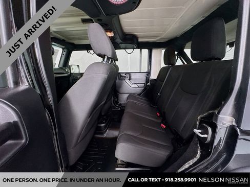 Used 2016 Jeep Wrangler Unlimited Sport w/ Quick Order Package 24S AWD/4WD image 21