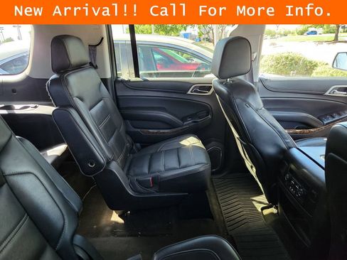 Used 2015 GMC Yukon XL Denali w/ Premium Package AWD/4WD image 11