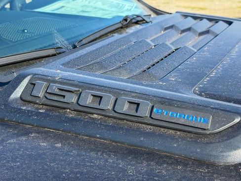 New 2026 RAM 1500 Laramie w/ Night Edition AWD/4WD image 6
