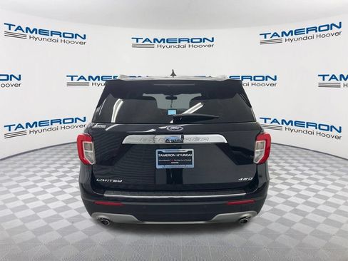 Used 2021 Ford Explorer Limited w/ Equipment Group 301A AWD/4WD image 4