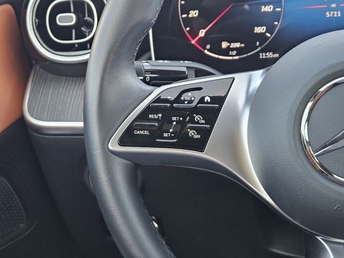 Certified 2025 Mercedes-Benz C 300 Sedan image 27