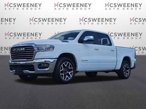 Used 2025 RAM 1500 Laramie AWD/4WD image 1