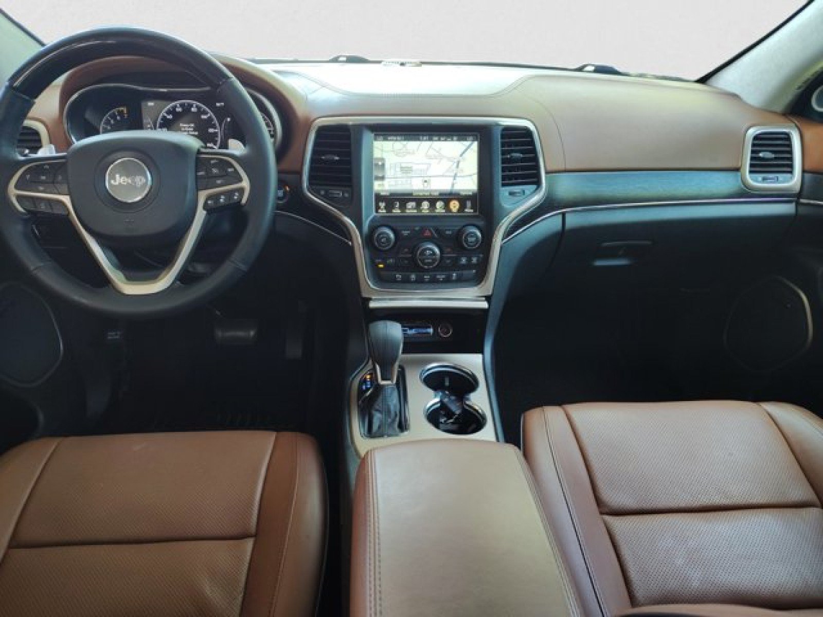 Used 2016 Jeep Grand Cherokee Summit w/ Platinum Series Group AWD/4WD image 13