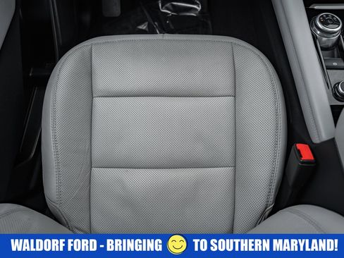 Certified 2025 Ford Explorer Platinum w/ Ultimate Package image 34