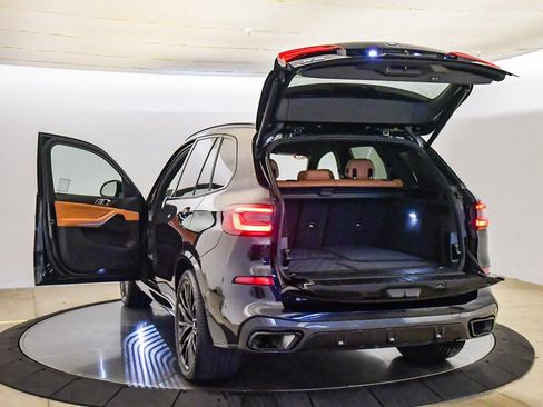 Used 2023 BMW X5 xDrive40i w/ M Sport Package image 26