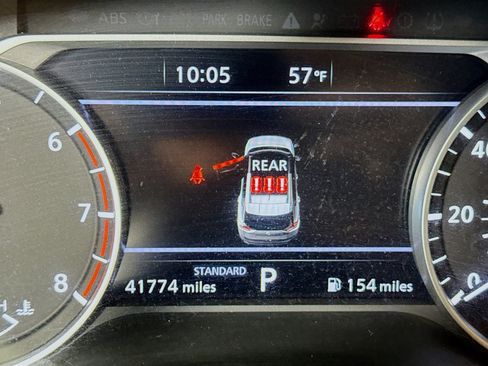 Used 2023 Nissan Rogue SV image 16