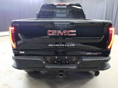 Used 2025 GMC Sierra 2500 AT4X AWD/4WD image 49