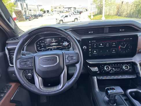 Used 2025 GMC Sierra 1500 Denali Ultimate AWD/4WD image 16