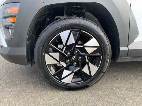 Certified 2024 Hyundai Kona SEL image 10