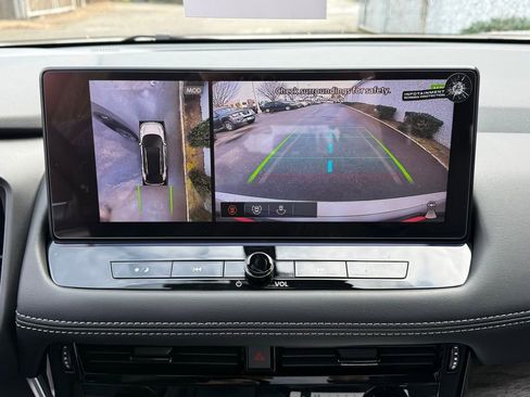 New 2026 Nissan Rogue Platinum image 25