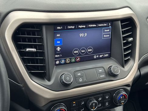 Used 2023 GMC Acadia Denali w/ Black Diamond Edition image 23