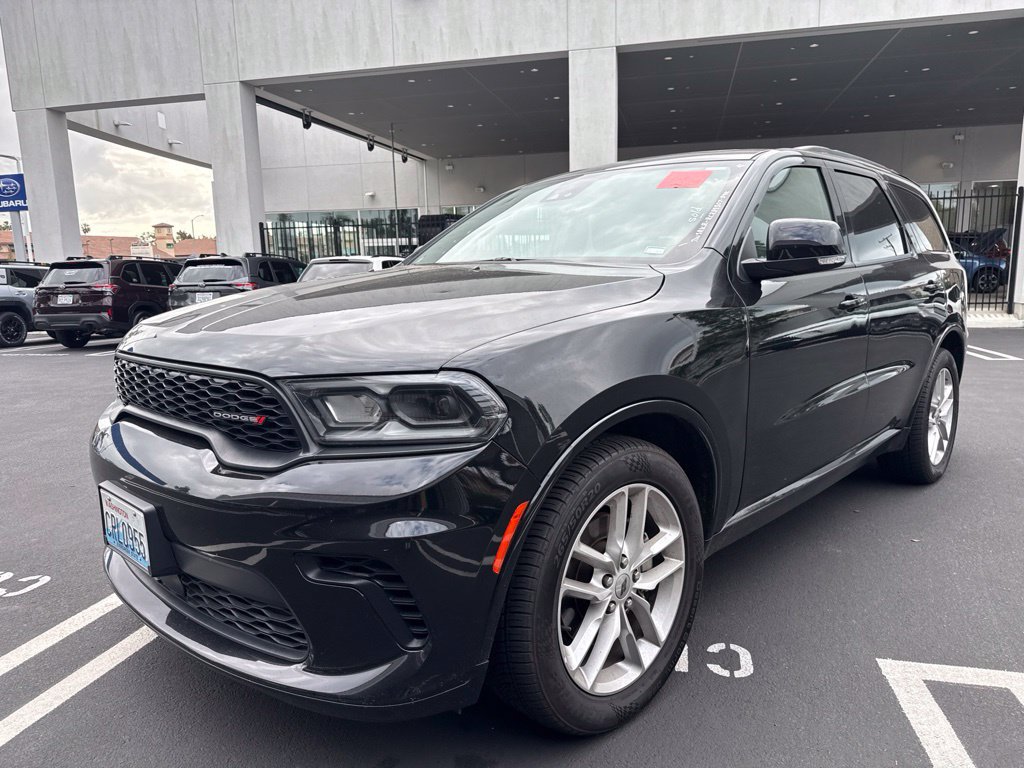 Used 2024 Dodge Durango GT RWD image 2