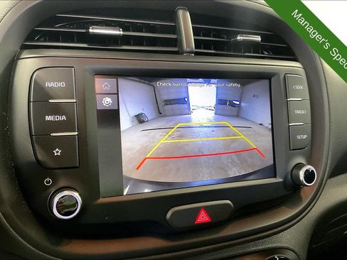 Used 2025 Kia Soul LX w/ LX Technology Package FWD image 27