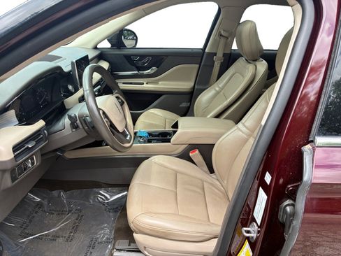 Used 2020 Lincoln Corsair FWD w/ Premium Package image 13