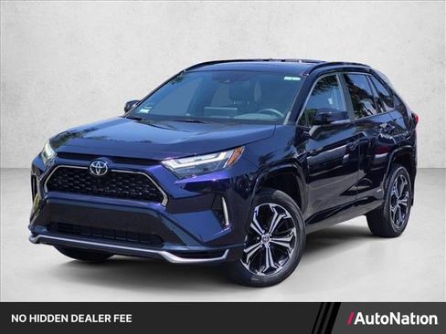 Used 2025 Toyota RAV4 XSE w/ Premium Package AWD/4WD image 1