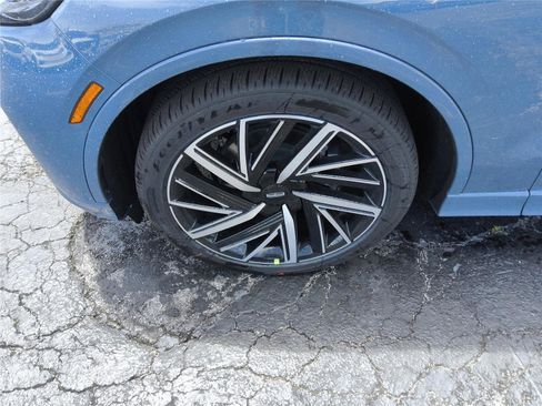 New 2026 Lincoln Aviator Black Label AWD/4WD image 11