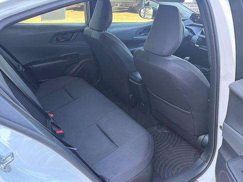 Used 2024 Toyota Prius LE FWD image 15