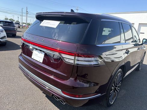 Certified 2023 Lincoln Aviator Black Label w/ Dynamic Handling Package AWD/4WD image 5