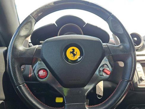 Used 2010 Ferrari California Base image 9