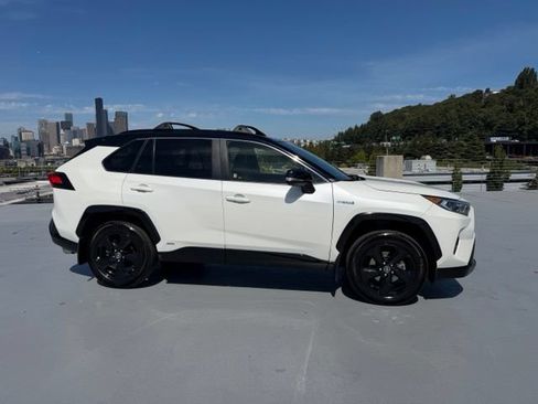 Certified 2019 Toyota RAV4 XSE AWD/4WD image 3