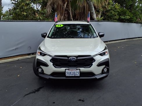 Used 2024 Subaru Crosstrek 2.0i Premium w/ Popular Package #3 AWD/4WD image 2