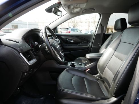 Used 2023 GMC Terrain SLT AWD/4WD image 32