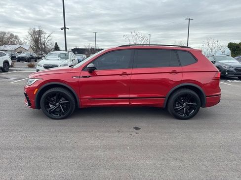 Used 2024 Volkswagen Tiguan SE R-Line image 6