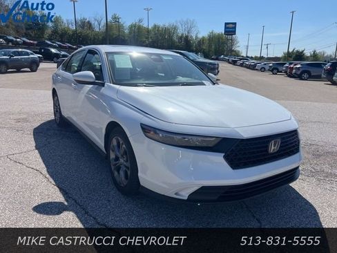 Used 2024 Honda Accord EX image 2