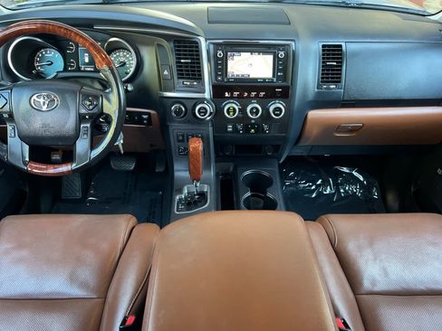 Used 2018 Toyota Sequoia Platinum w/ Carpet Mat Package AWD/4WD image 3