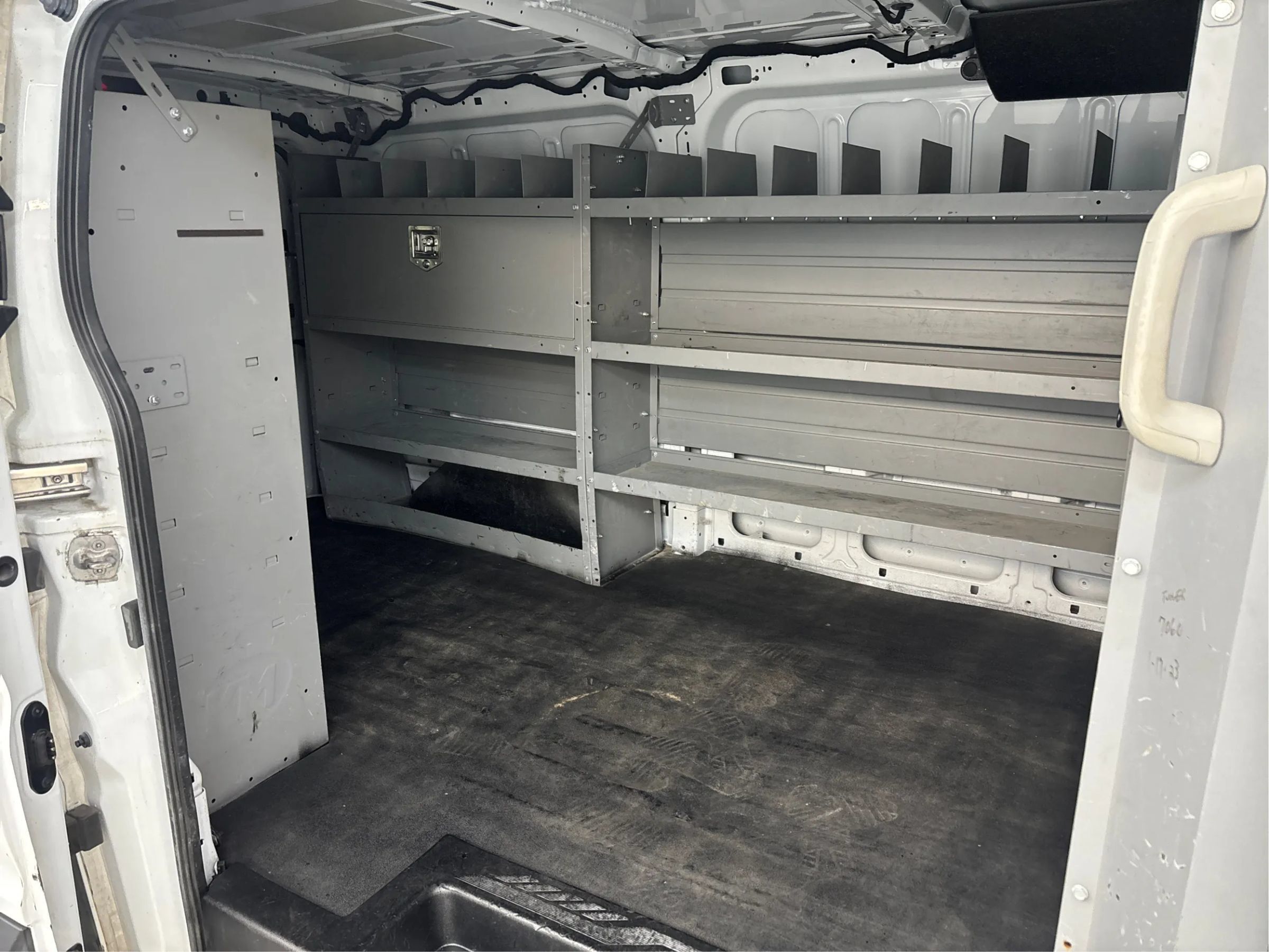 Used 2020 Ford Transit 250 Low Roof RWD image 14