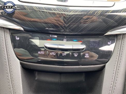 Used 2020 Cadillac XT6 Premium Luxury image 40