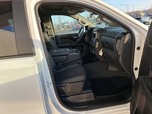 New 2026 Chevrolet Silverado 1500 Custom image 32