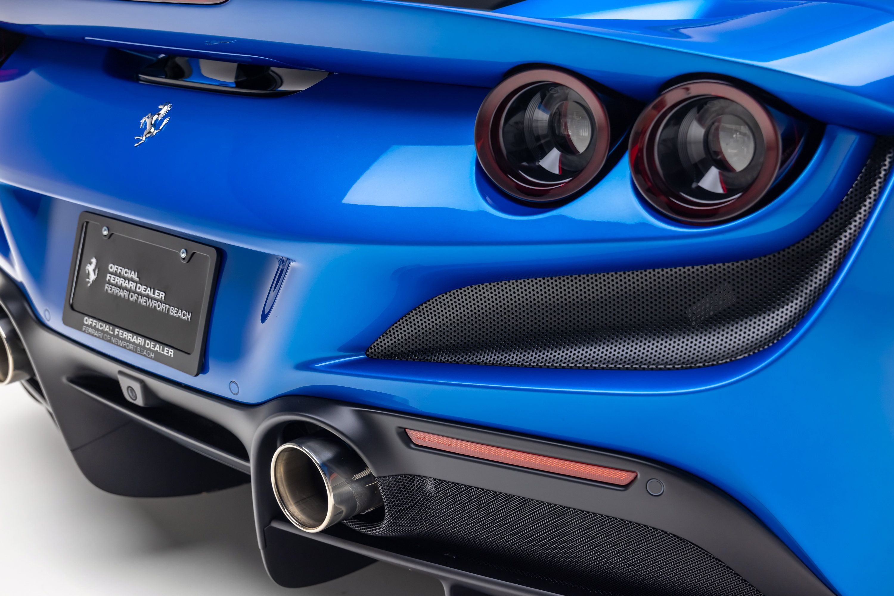 Certified 2021 Ferrari F8 Tributo RWD image 19