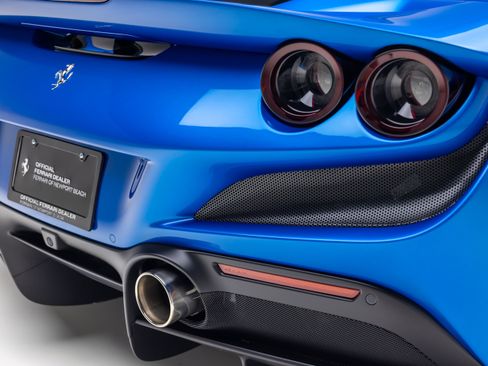 Certified 2021 Ferrari F8 Tributo RWD image 19