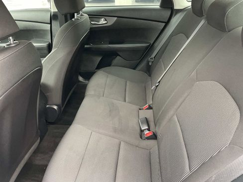 Used 2019 Kia Forte LXS image 21