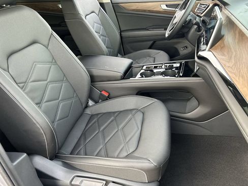 New 2026 Volkswagen Atlas SE FWD image 7